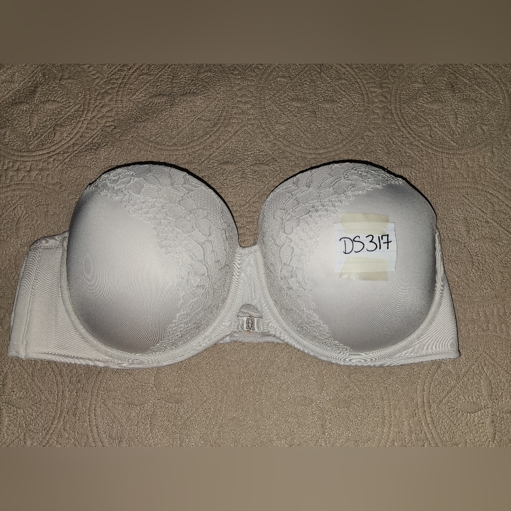 Lane Bryant Strapless Bra (DS317)
